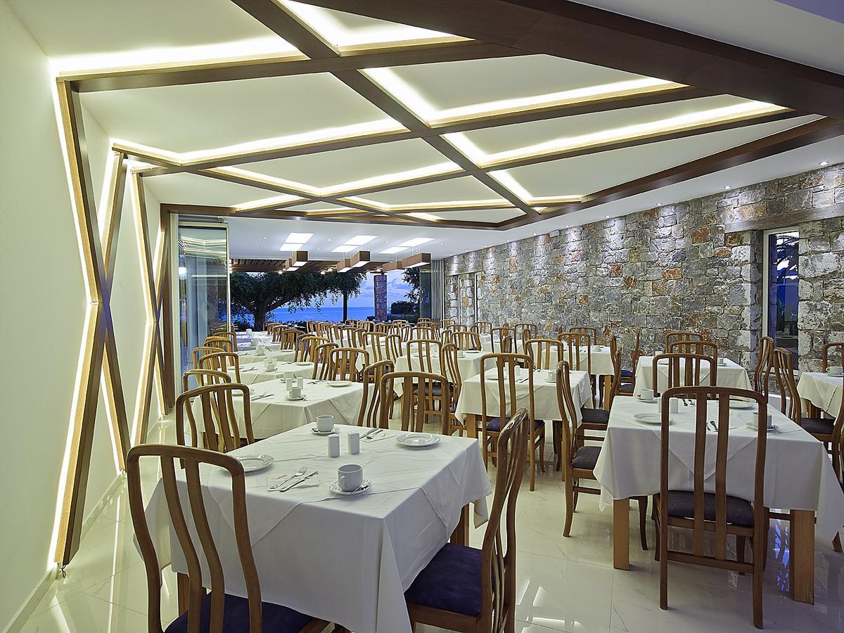 Eleftheria Hotel Agia Marina Exterior foto